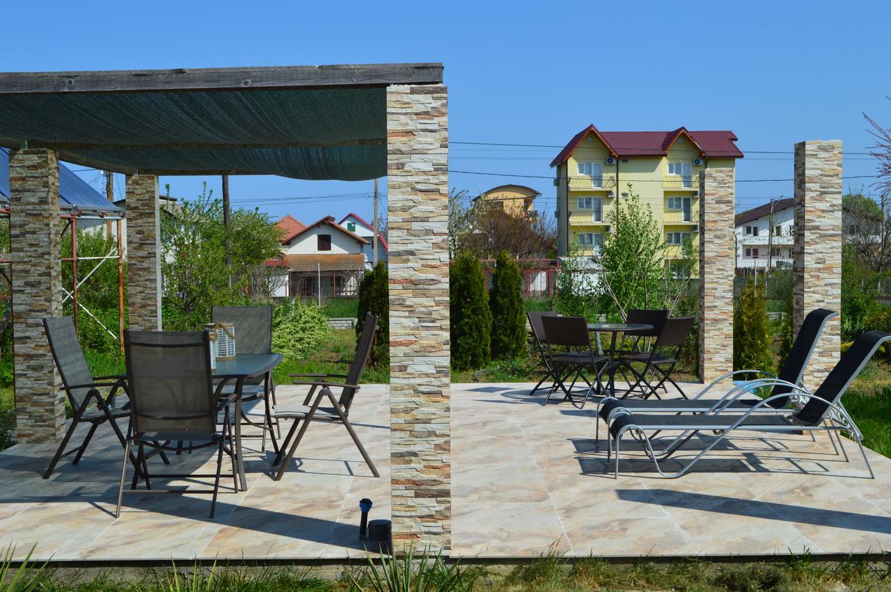 Cabane De Lemn Костинещи Екстериор снимка